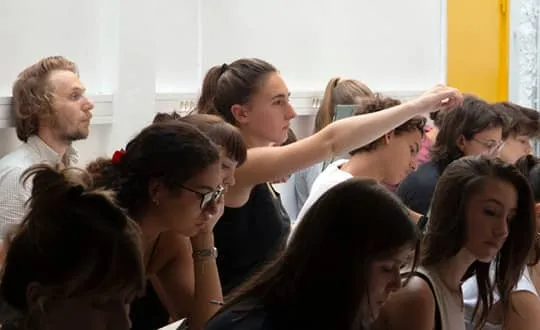 Découvrez les avantages de la prépa en arts appliqués intégrée.